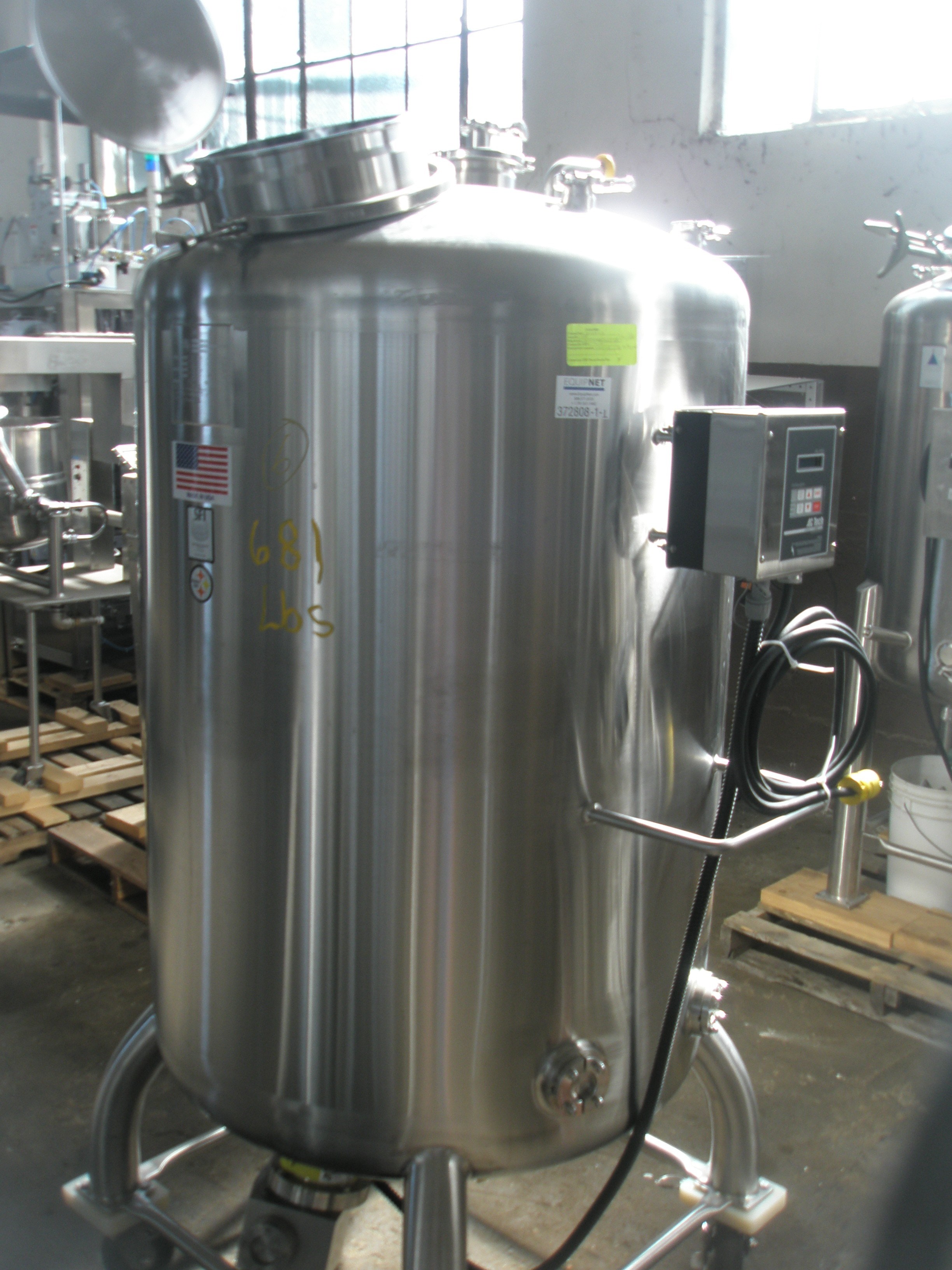 180 Gal Stainless Fabrication Inc. Stainless Steel Tank 8341 New