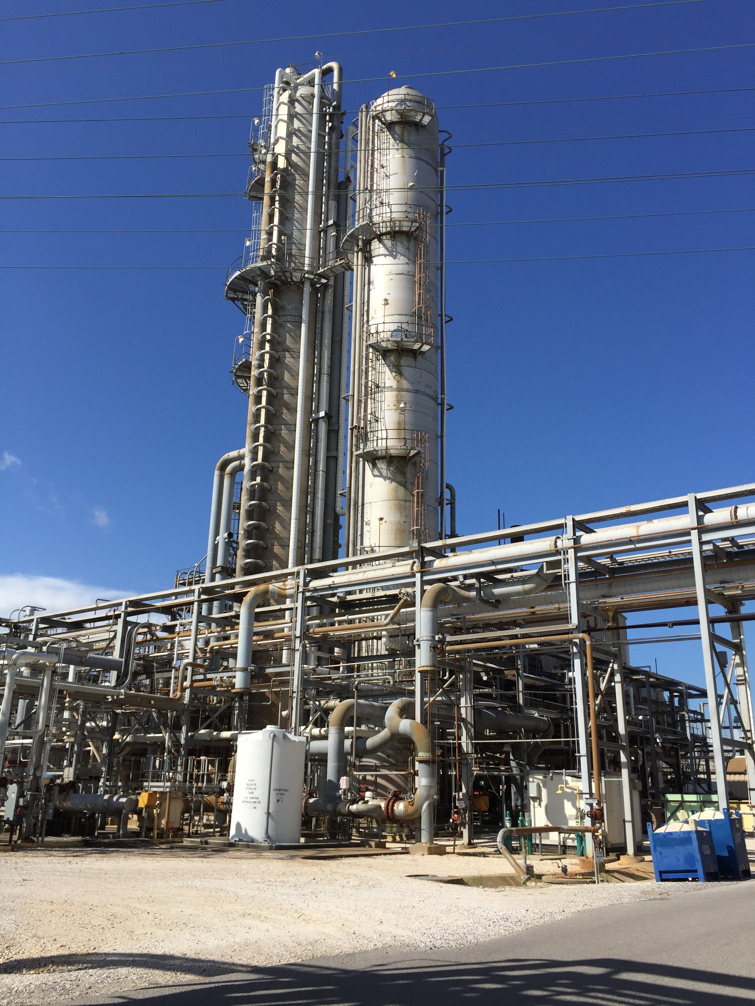 Understanding the 3 Different Nitric Acid Production Processes