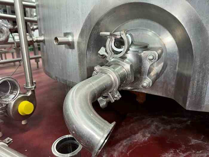2000 Gal APV Crepaco Stainless Steel Kettle | 21596 | New Used and ...
