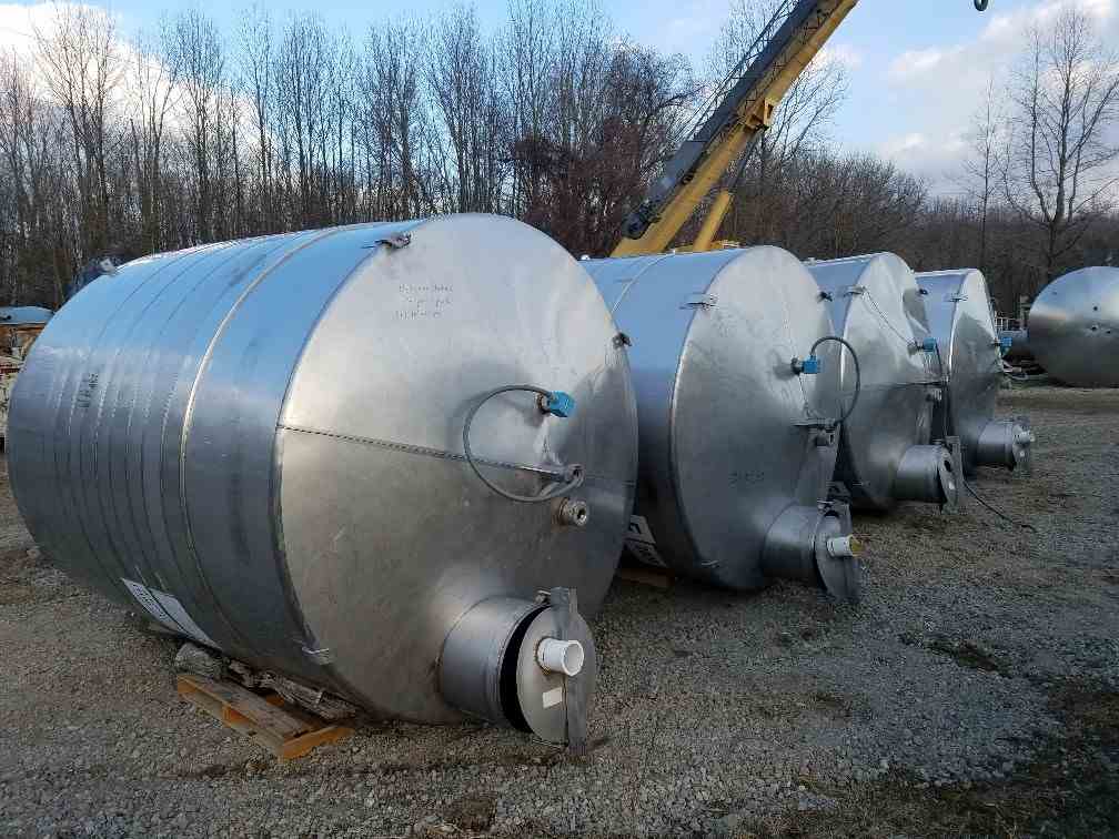2000 Gal Stainless Steel Tank 15677 New Used and Surplus Equipment Phoenix Equipment