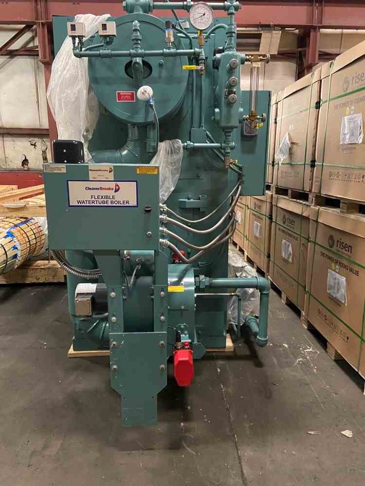 4949 Lbs/Hr Cleaver Brooks Model FLX 700600 Watertube Boiler 17348