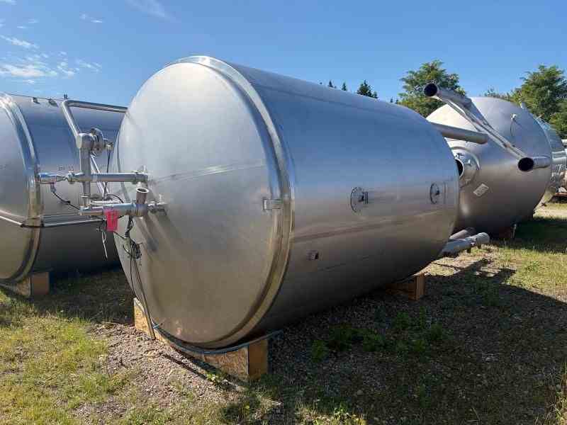 4150 Gal Mueller Jacketed 304 Stainless Steel Tank