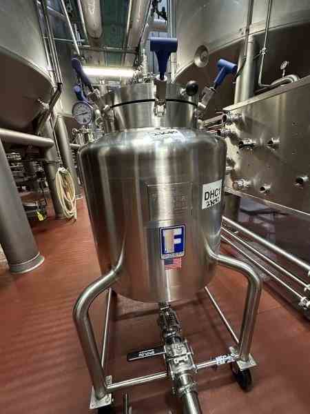 50 Gal Feldmeier 304 Stainless Steel Pressure Vessel