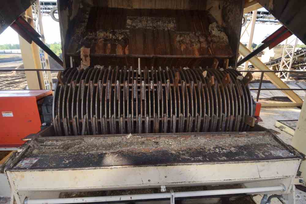 500 HP SchutteBuffalo Hammer Mill 15300 18003 New Used and Surplus