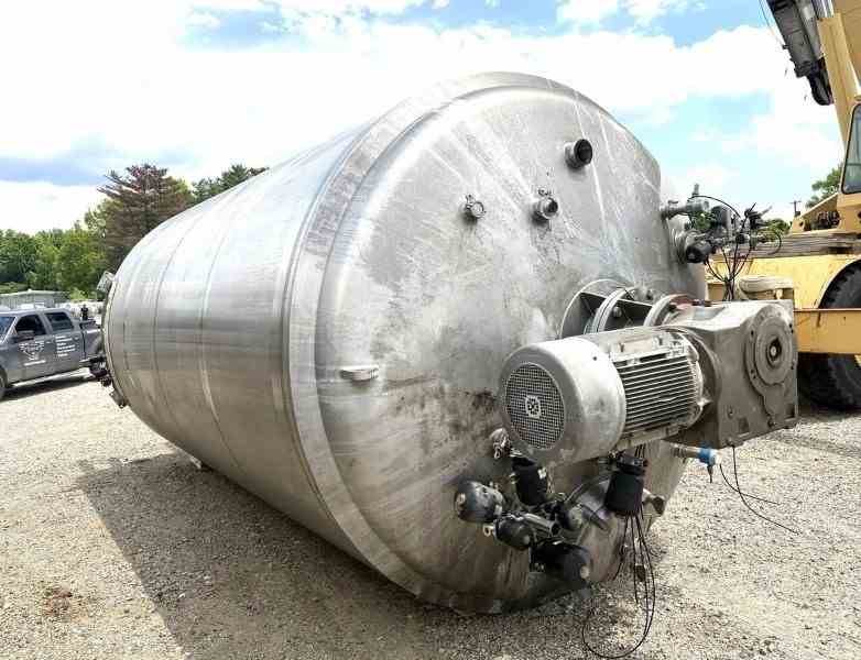 7000 Gallon DCI Inc. Fermenter