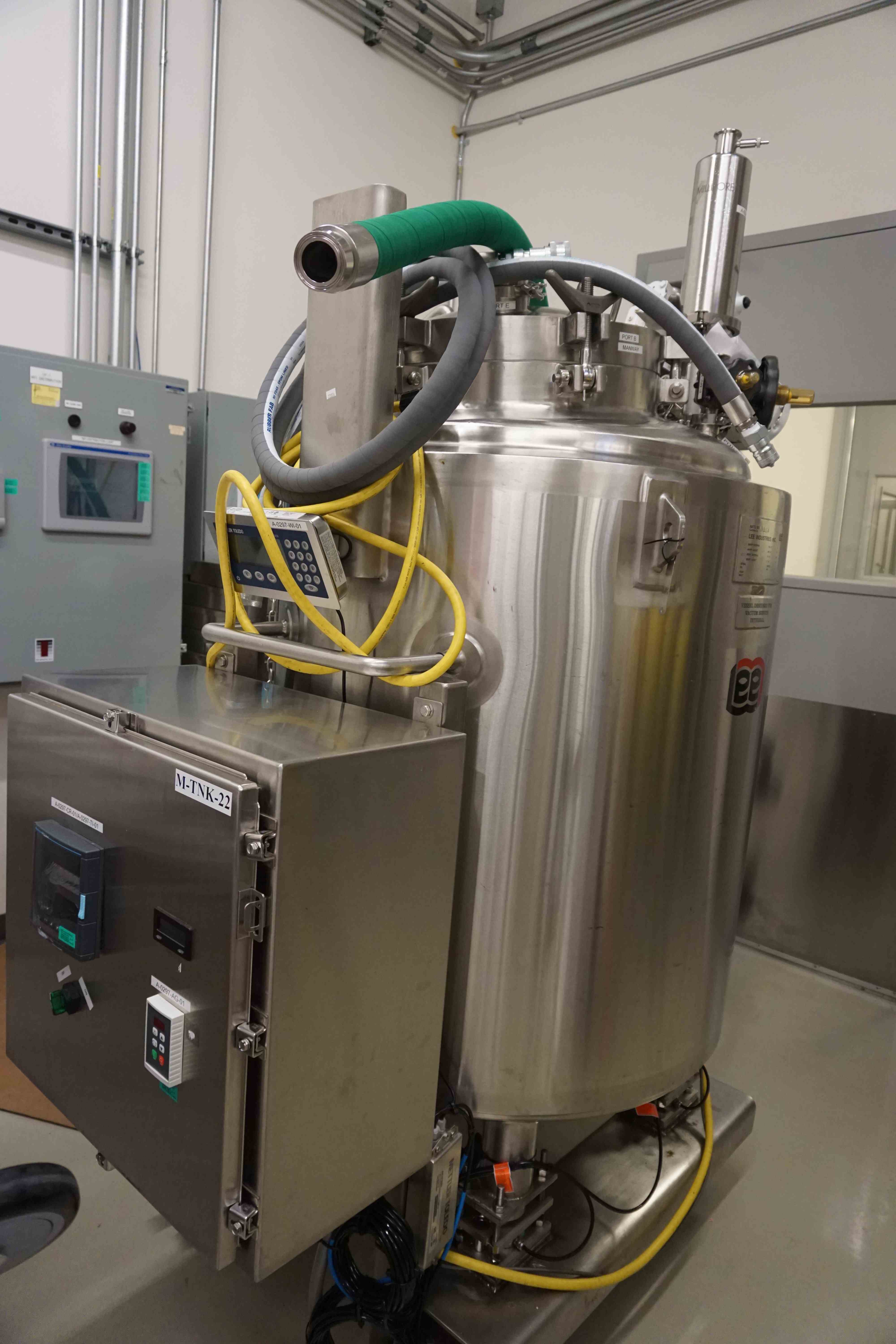 79 Gal Lee Stainless Steel Reactor 14722 New Used and Surplus