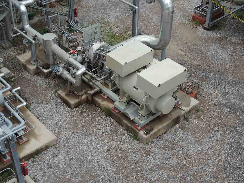 950 KW Elliott Steam Turbine Generator 16029 New Used and Surplus Equipment Phoenix Equipment