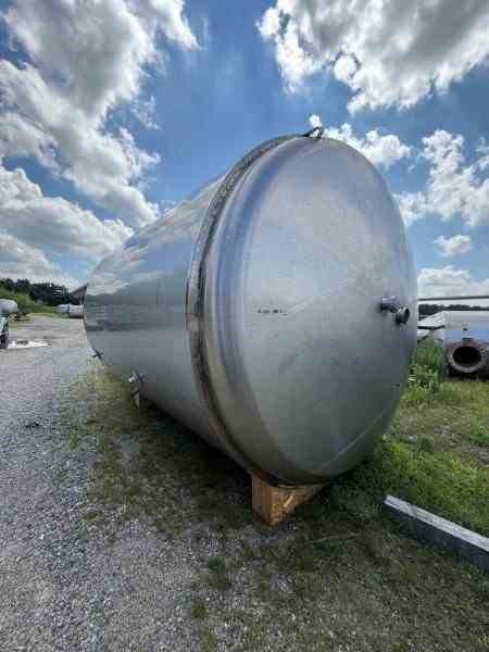 Mueller Stainless Steel Tank - 8300 Gal