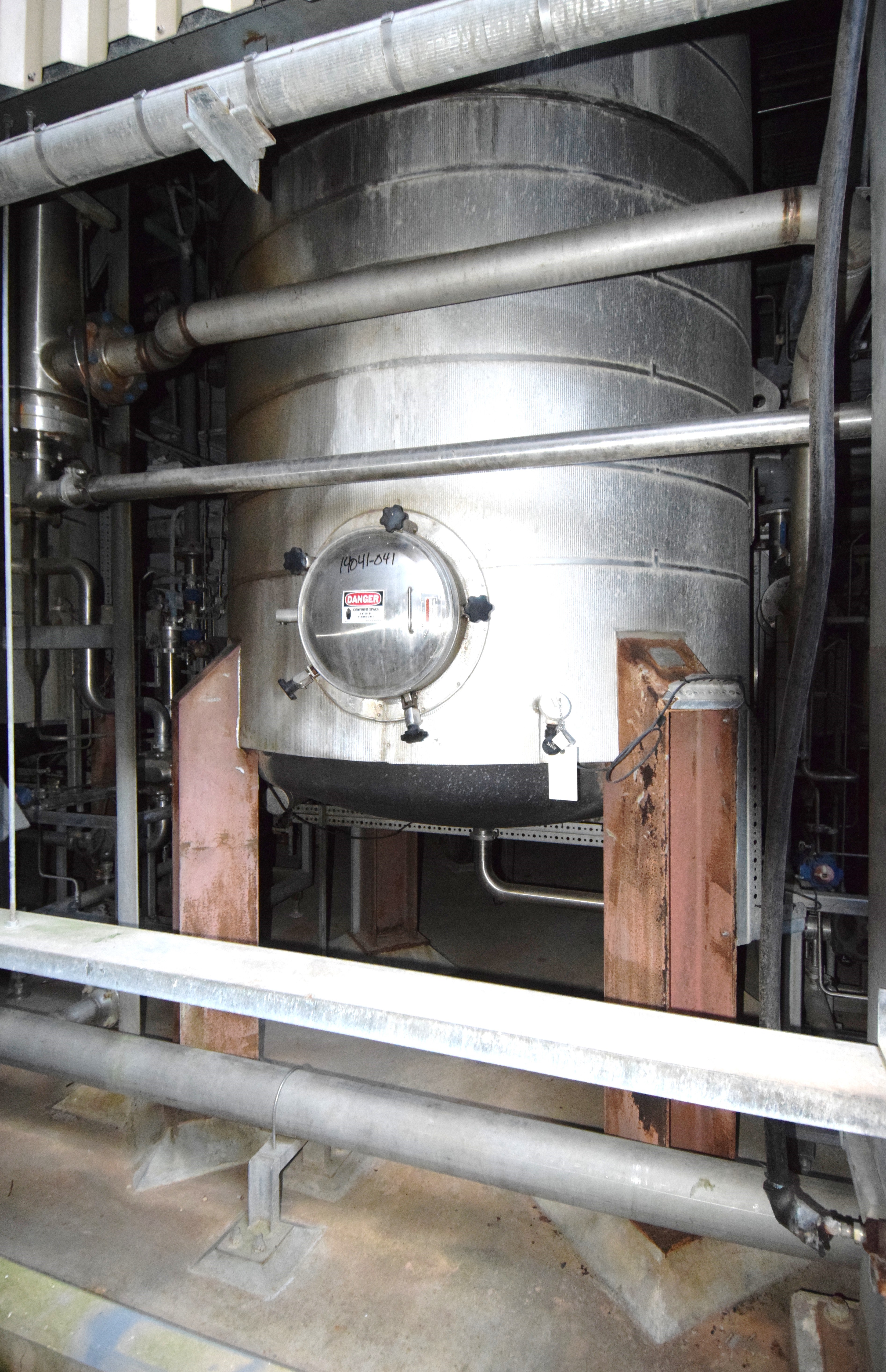 6300 Gal Steel Pro Inc. Stainless Steel Fermenter 14041 New Used