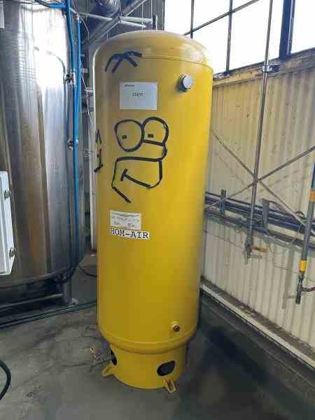 1 Gal Samuel Vertical Carbon Steel Pressure Vessel