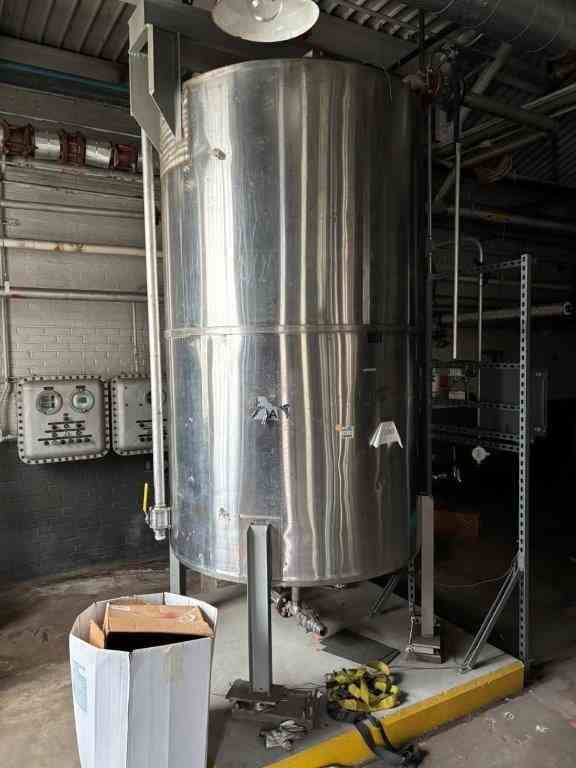 1000 Gal American Stainless Stainless Steel Tank