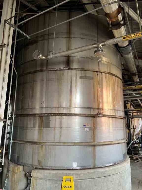 Used 10000 Gal Stainless Steel Tank