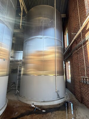 Used 15900 Gal Mueller 304 Stainless Steel Tank