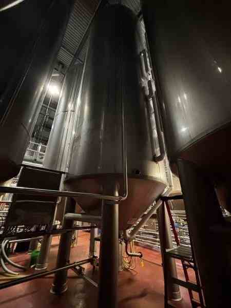 16600 Gal Mueller Stainless Steel Tank