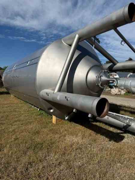 16600 Gal Mueller Stainless Steel Tank