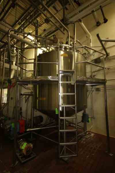 2000 Gal DCI Stainless Steel Tank