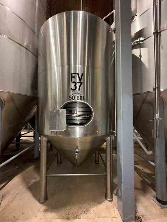 2200 Gal Century Stainless Steel Pressure Vessel