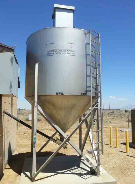 2800-gal-diversified-mfg-316-ss-silo