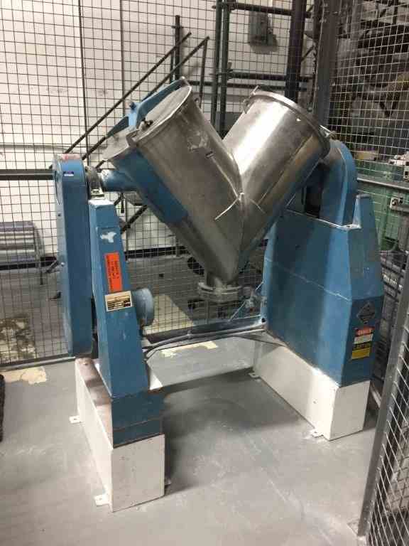 Twin Shell VBlenders and Ball Mills Liquidation Phoenix Equipment