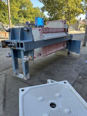 30 Sq Ft US Filter Plate & Frame Filter Press