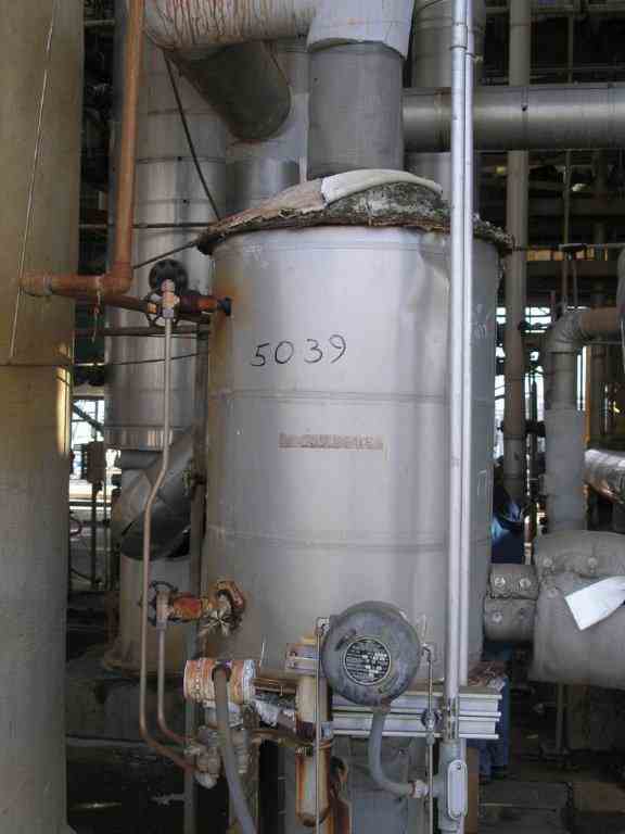 40 Gal Vertical Carbon Steel Pressure Vessel