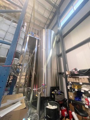 5300-gal-hbetbrew-co-stainless-steel-tank