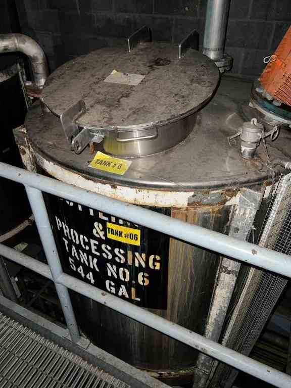 550 Gal Stainless Steel Tank