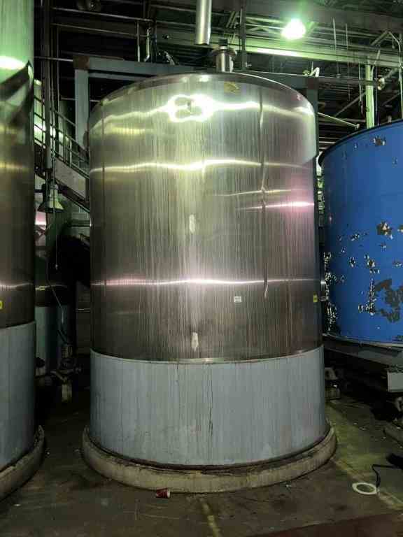 5600 Gallon Stainless Steel Tank