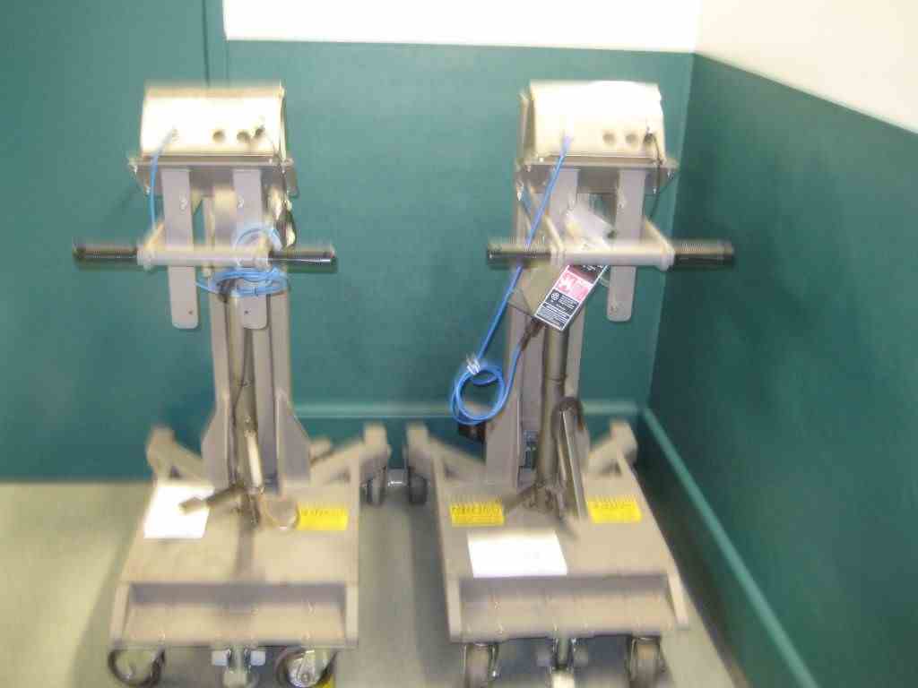 700 LBS Siulei Easy Lift Drum Lifter