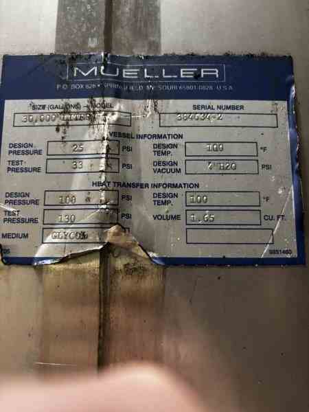 7900 Gal Mueller 304 Stainless Steel Pressure Vessel