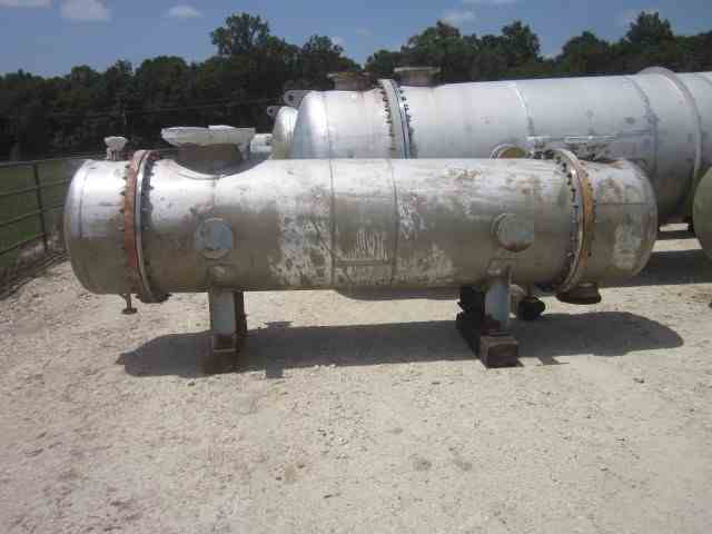 990 Sq Ft Praj Industries Stainless Steel Shell & Tube Heat Exchanger