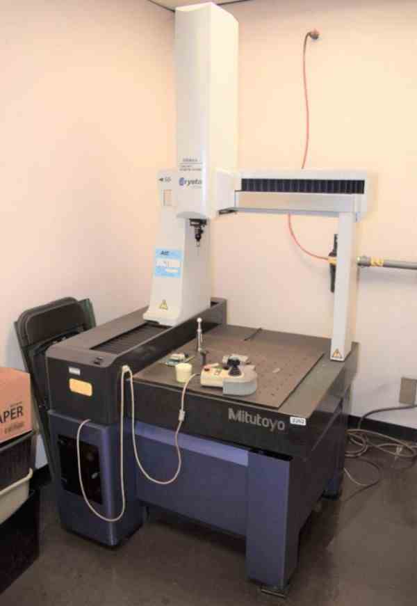 Mitutoyo Crysta-Plus 504 CNC 3D Coordinate Measuring Machine