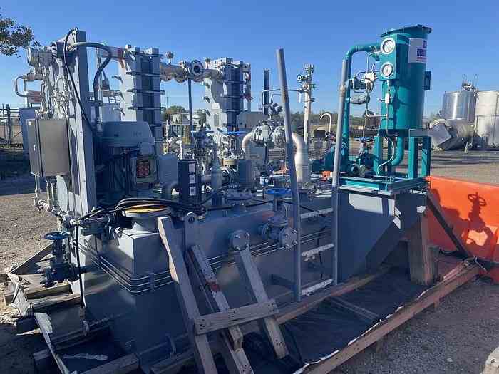 Unused 1000 gallon lube oil system