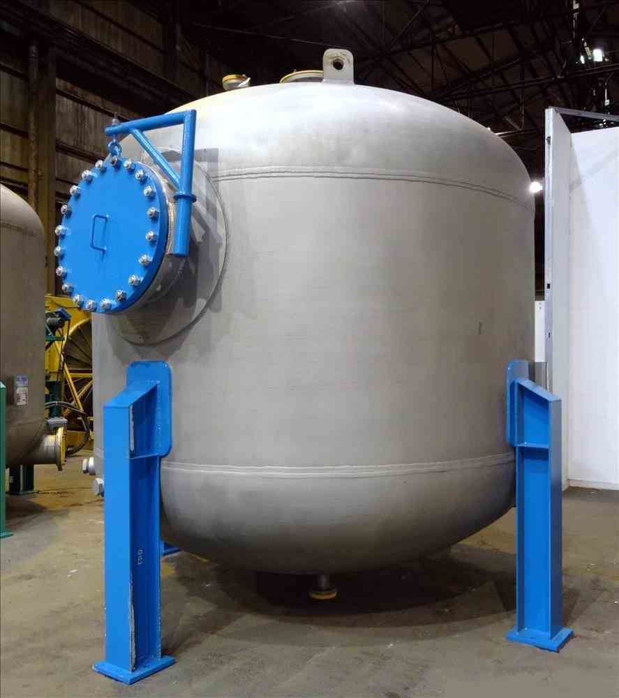 Buy and Sell Used Stainless Steel Pressure Vessels at Phoenix Equipment