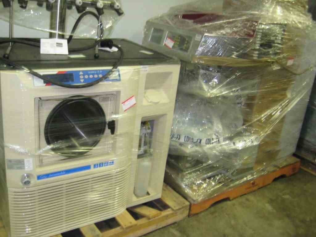 35 Sq Ft Virtis Freezemobile Lyophilizer