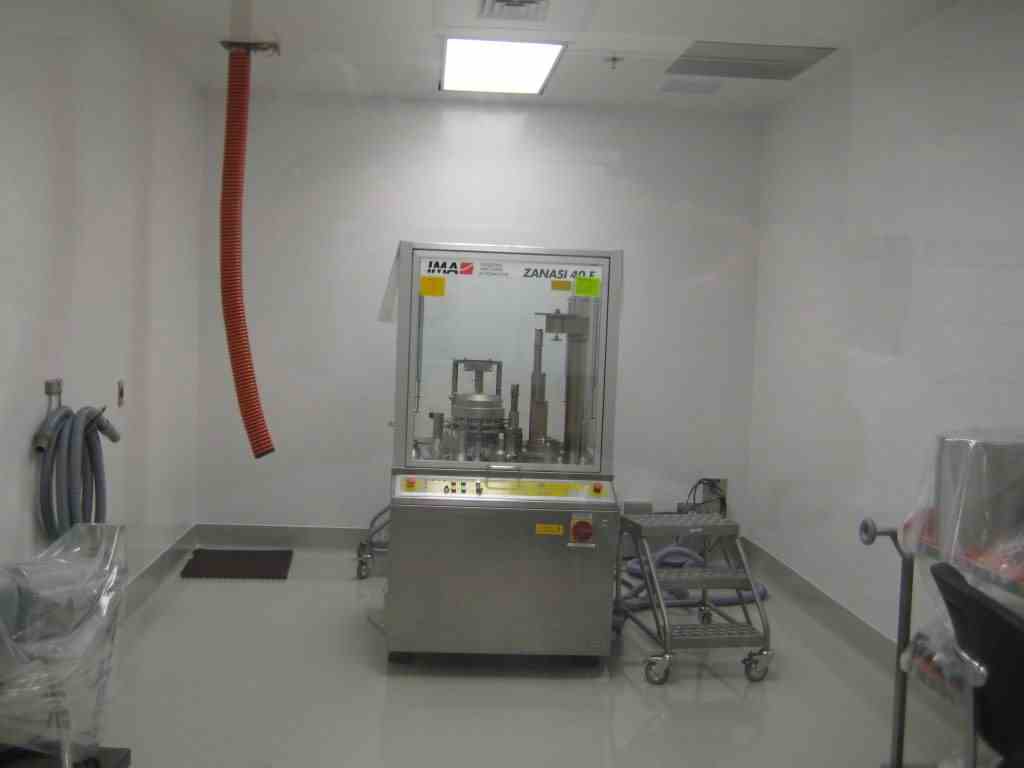 Zanasi 40 F Capsule Filler / Encapsulator