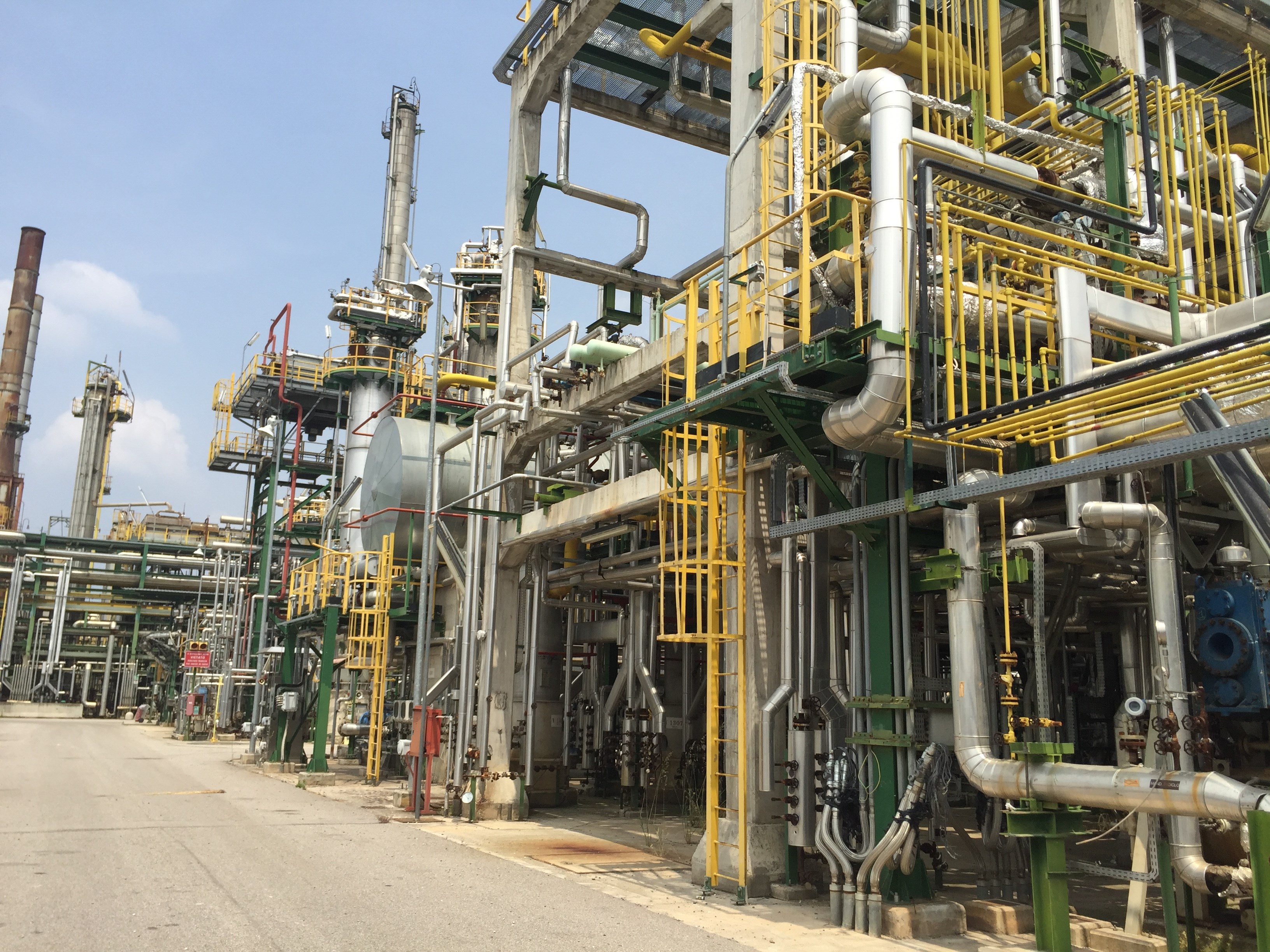55,000 BPD Crude Oil Refinery for Sale at Phoenix Equipment