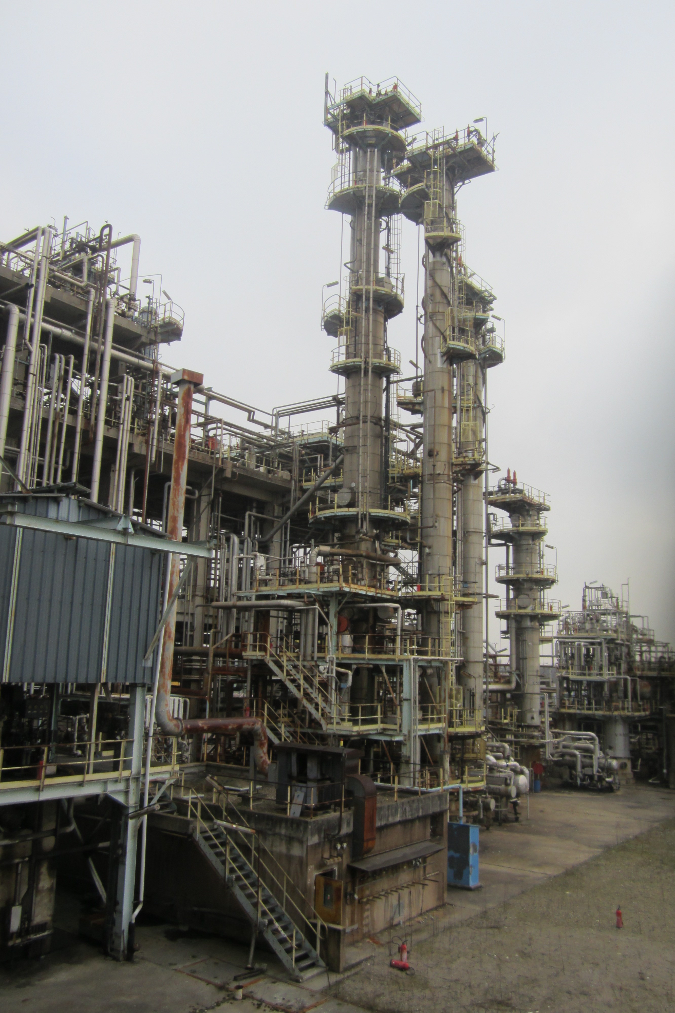 Complete Crude Oil Refinery for Sale at Phoenix Equipment